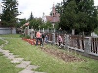 Výuka pěstitelských prací na školní zahradě