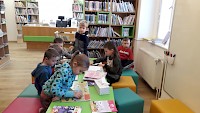 Prvňáci v knihovně
