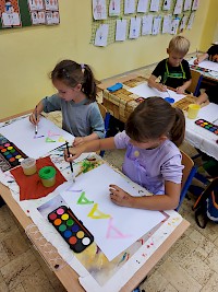 1.B - první měsíc je za námi