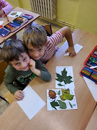 1.B - první měsíc je za námi