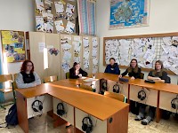 49 statečných angličtinářů poměřilo své síly ve školním kole olympiády