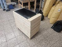 Jak jsme vyrobili samozavlažovací vyvýšený záhon