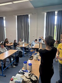Chemie jako zážitek aneb Přírodovědná učebna jako laboratoř plná kouzel